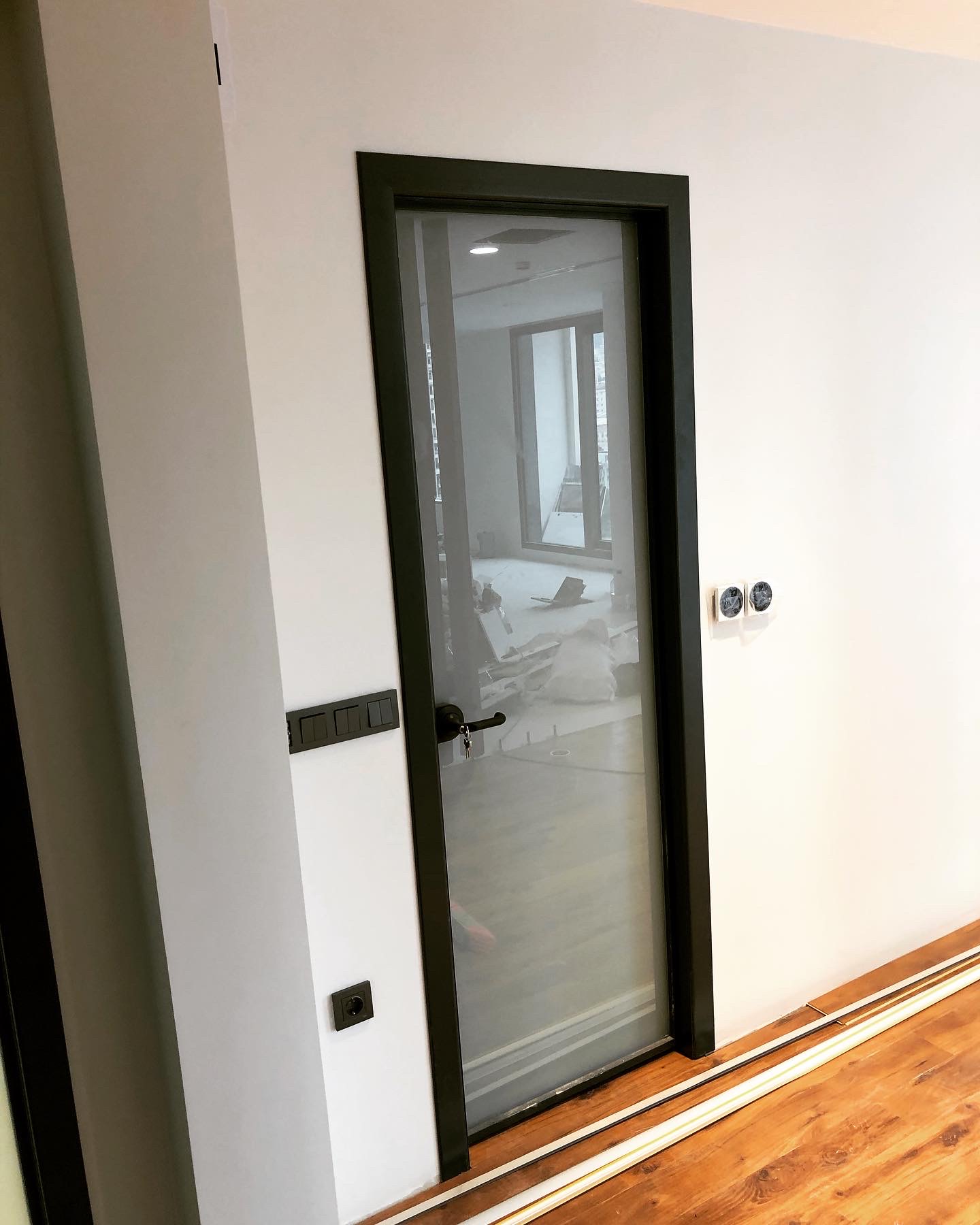 Hoppe Çerçeveli Cam Fiyatları